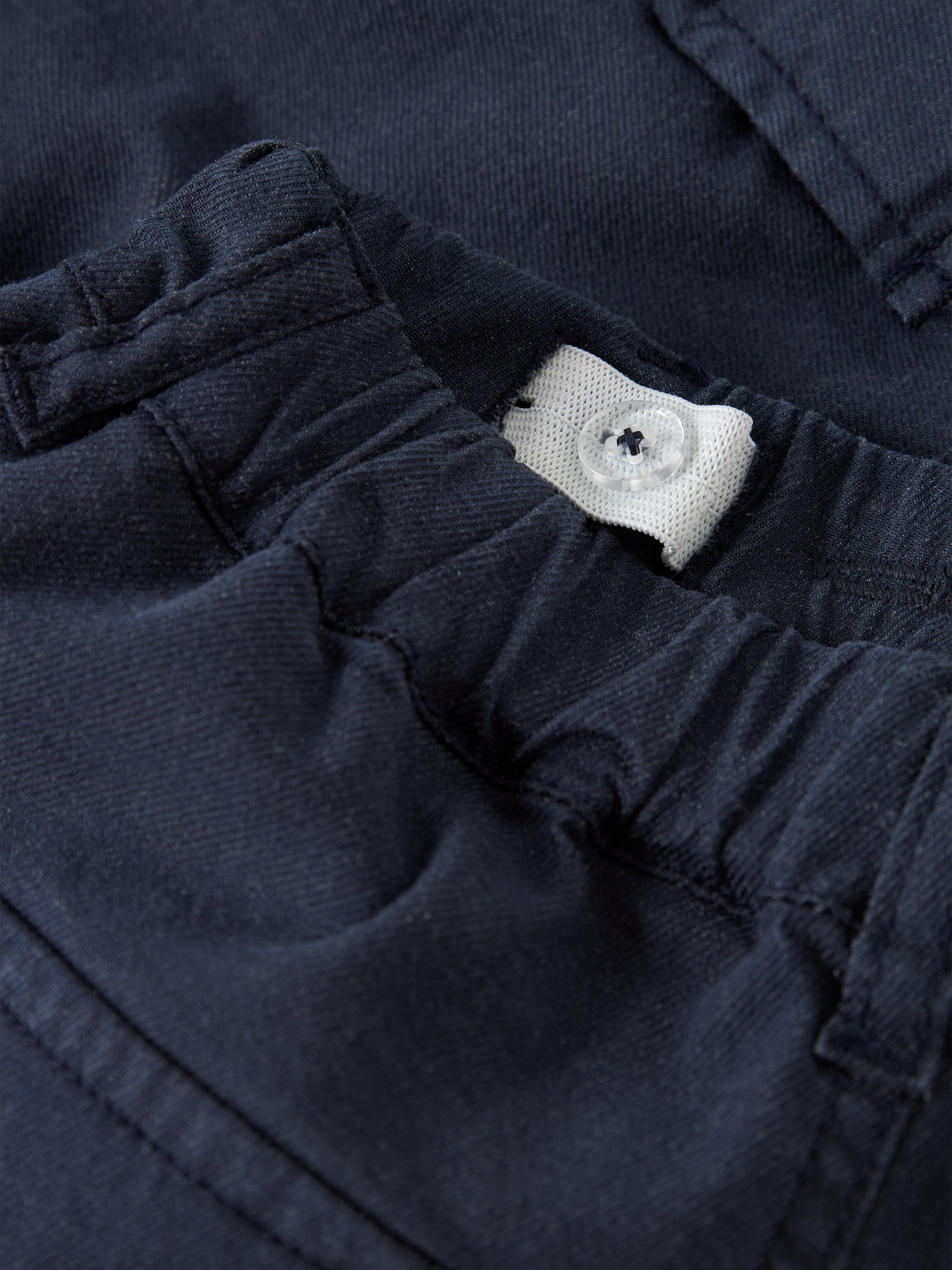 model_shot-front_full